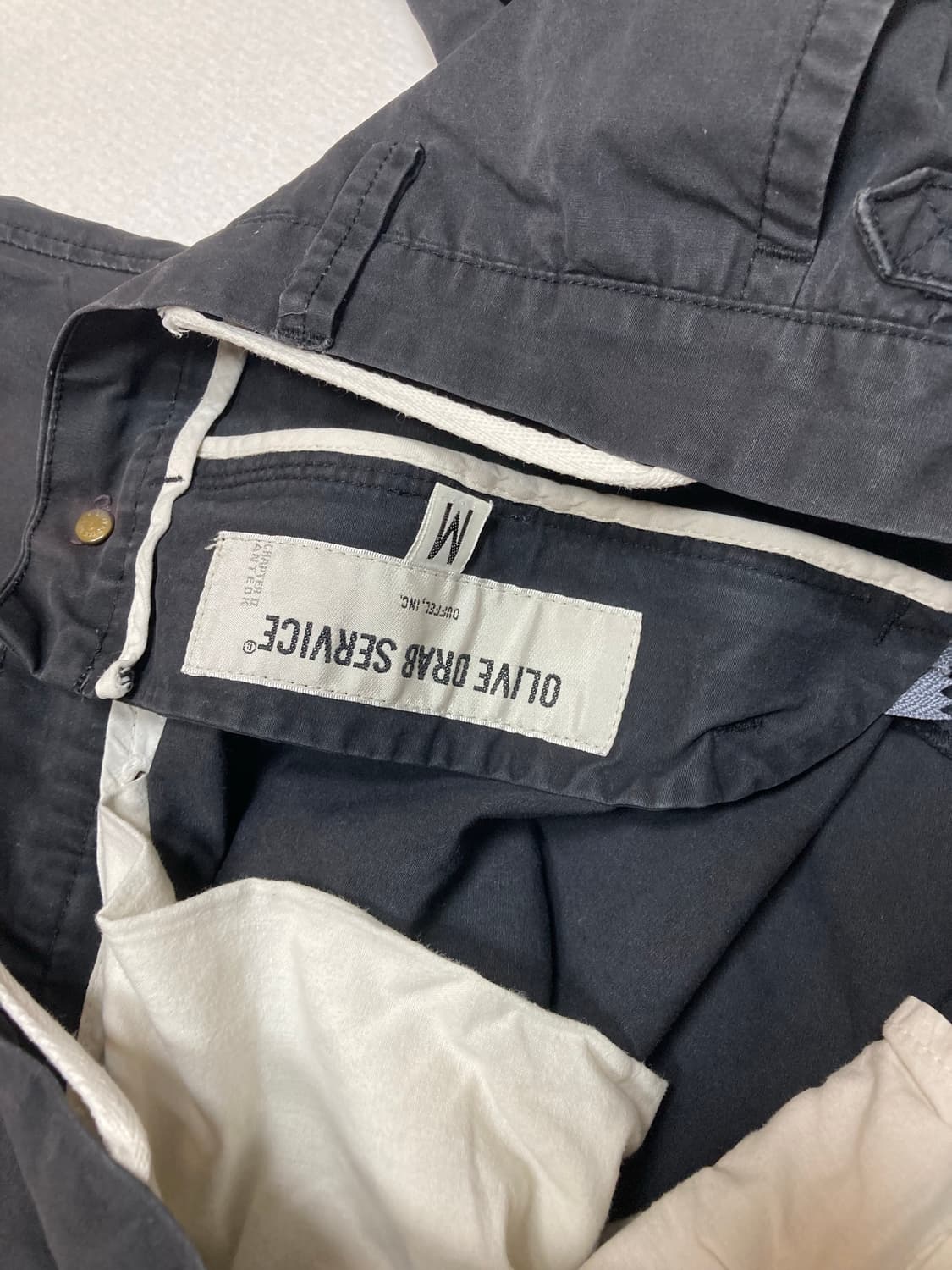 올리브드랩서비스 커뮤터 팬츠 m사이즈입니다 상품이미지3