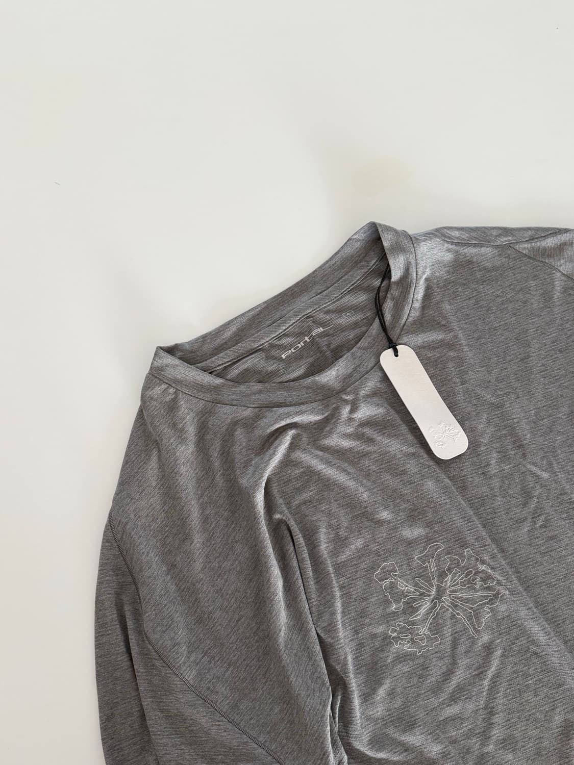 포탈 러닝 레터럴 피크 티셔츠 XL 상품이미지1