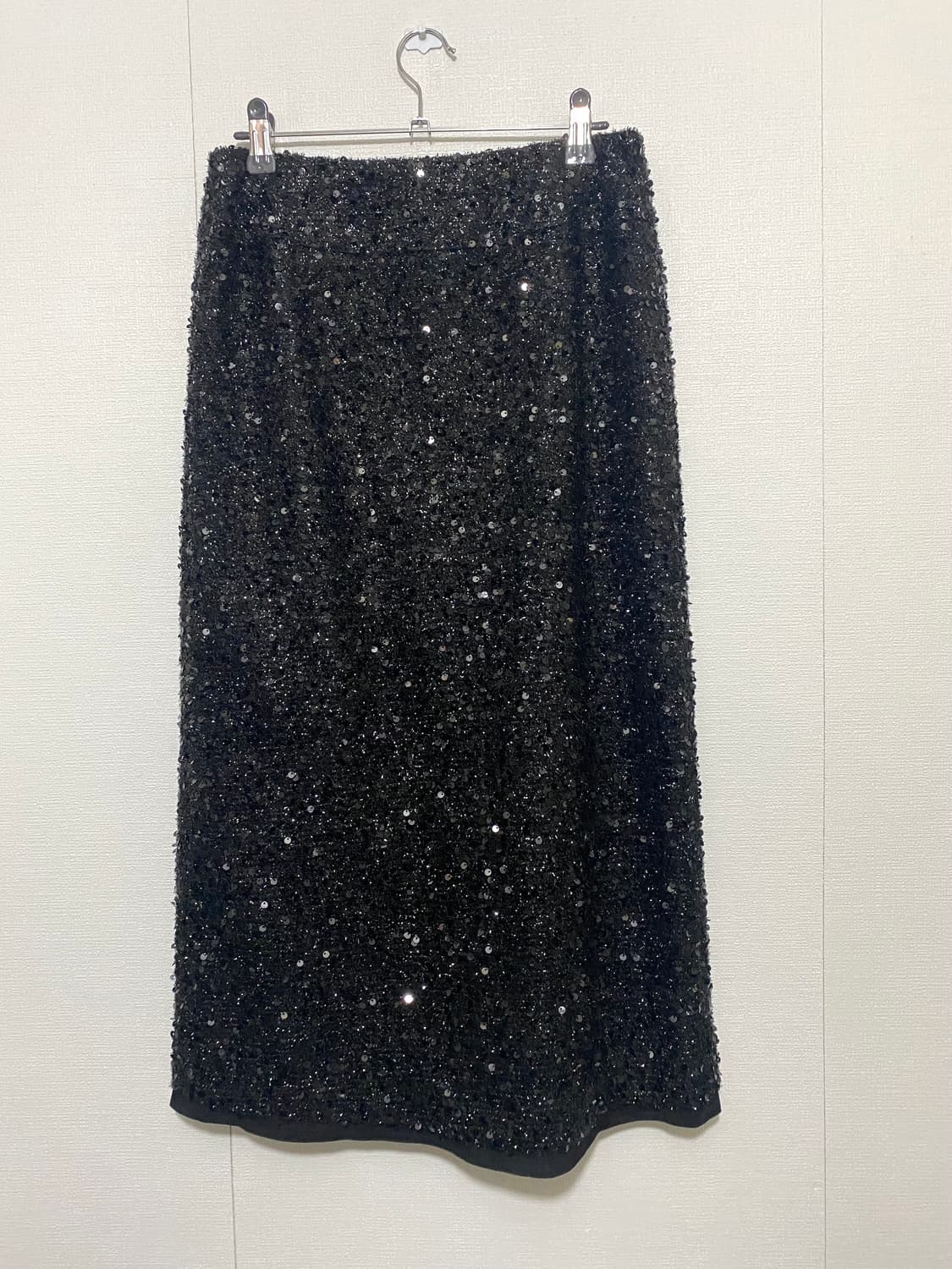 보카바카 23SS 스팽글 트위드 미디 스커트 상품이미지3