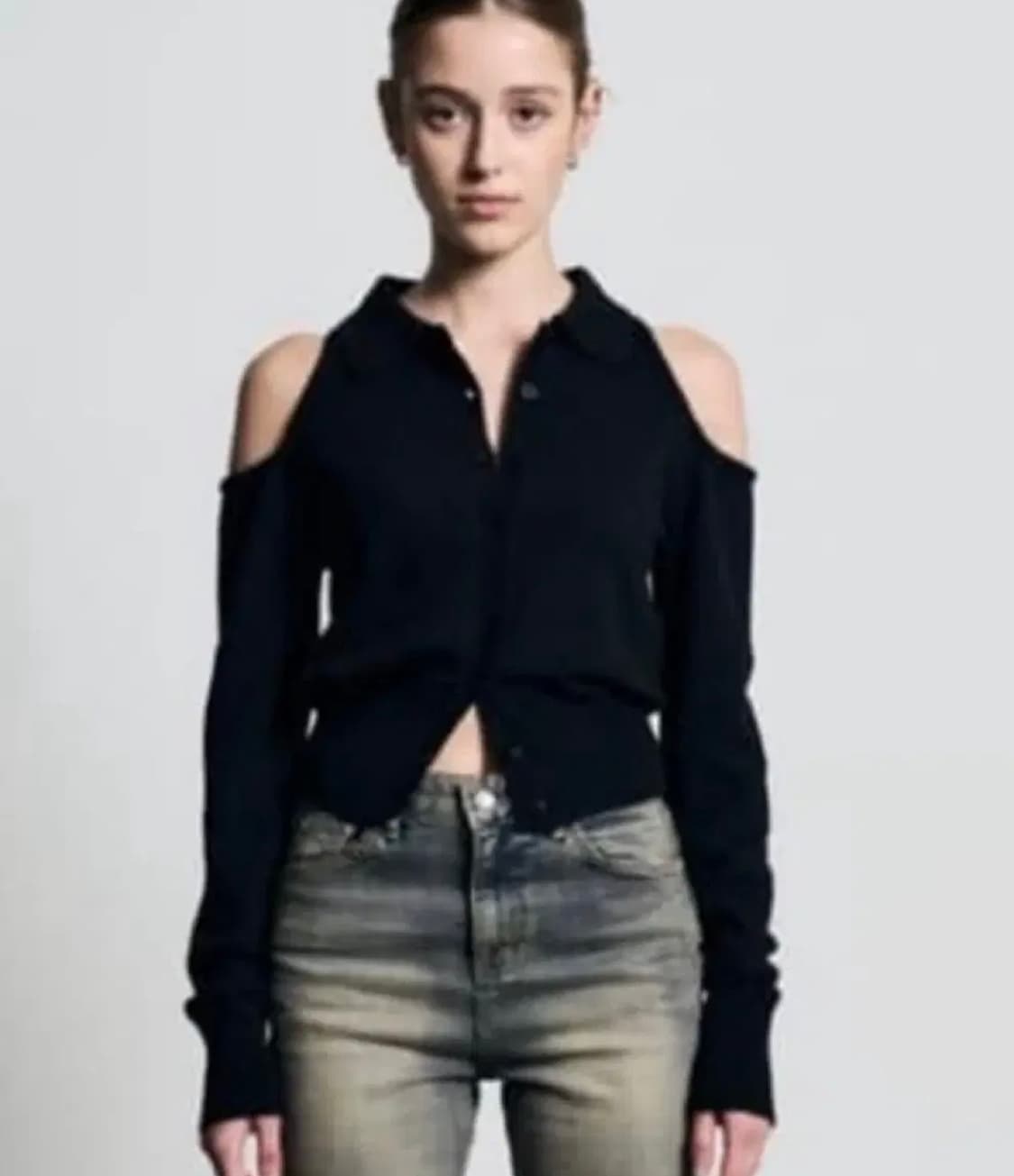 보헤미안 서울 숄더 홀 니트 가디건 티 블랙 상품이미지3