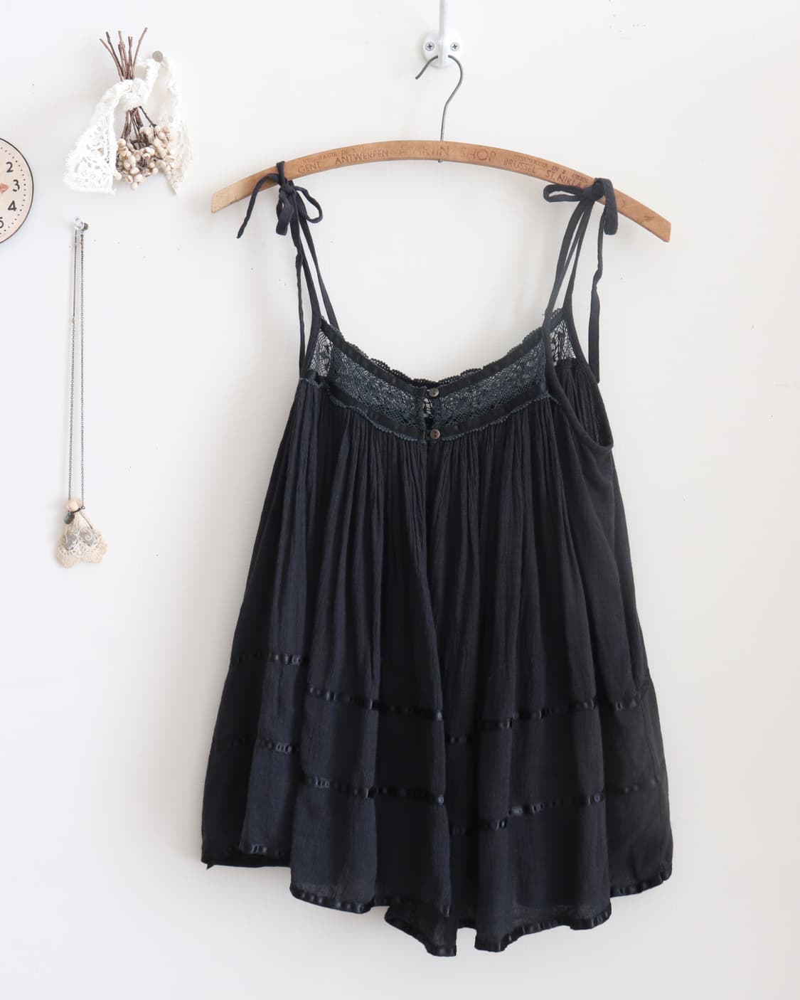 [Beams Boy] Satin Tape Gather Camisole 상품이미지10
