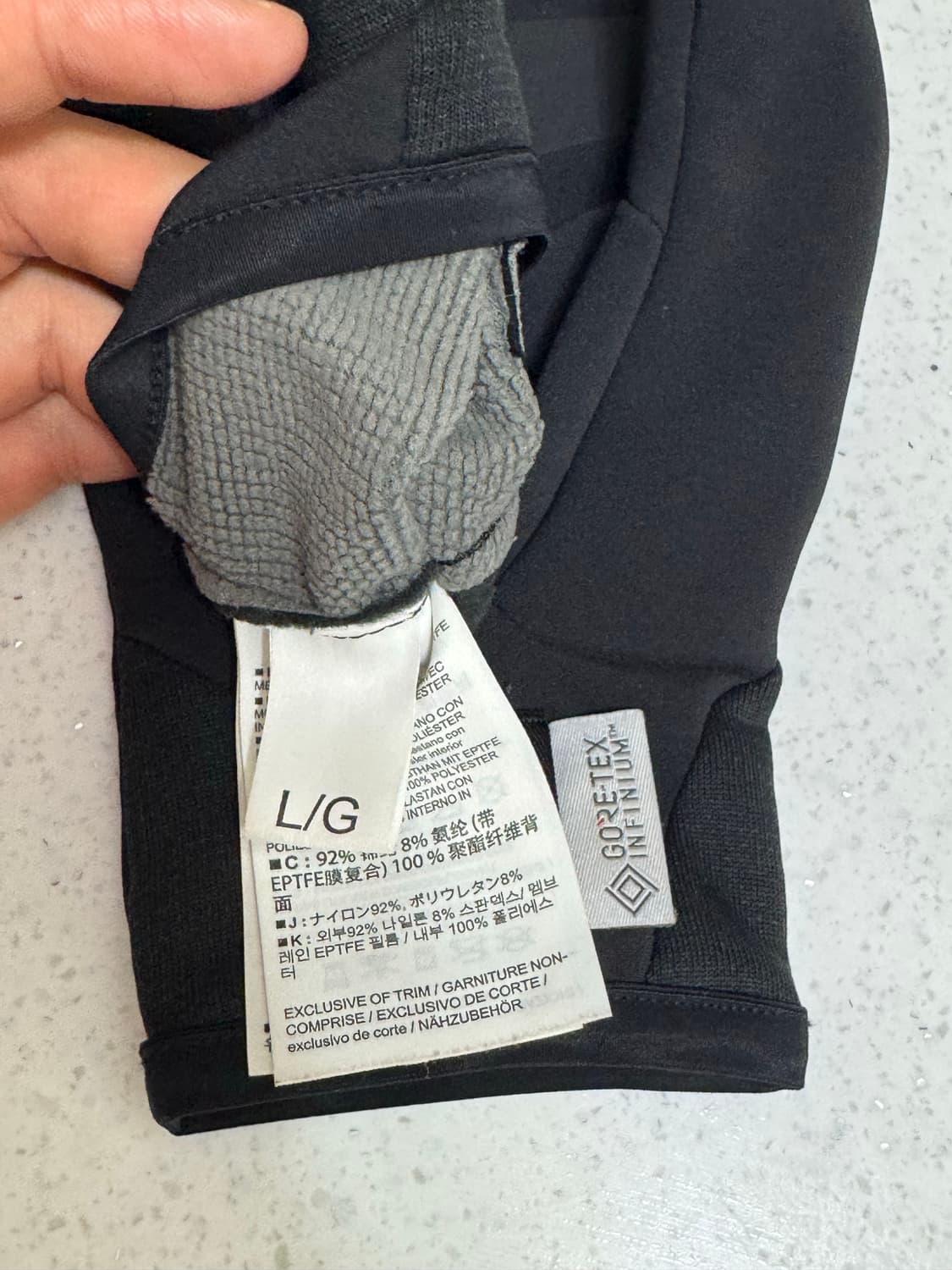 아크테릭스 벤타 글러브 M/L 블랙로고 상품이미지6