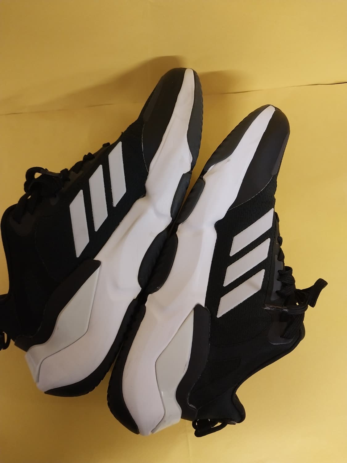 남성 아디다스 클라이마웜 크루저 코어 블랙 화이트 운동화 (235) 상품이미지7