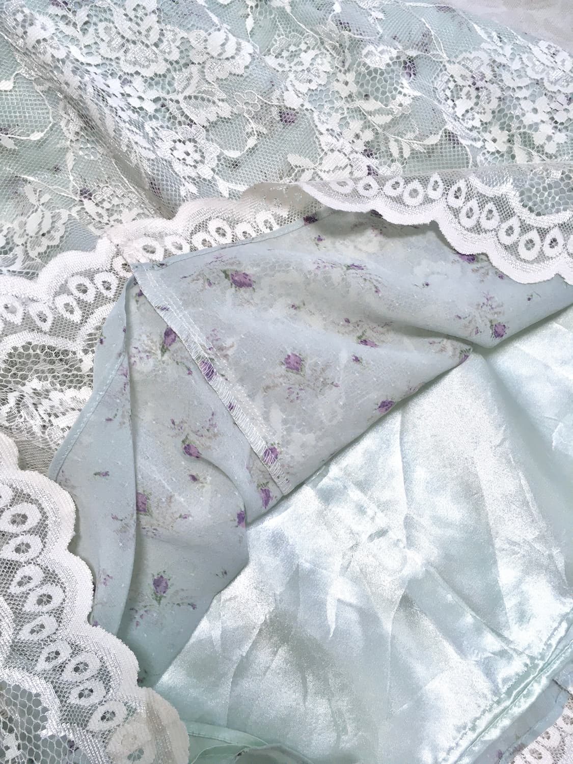 라이트그린 플라워 레이스 새틴 스커트 상품이미지9