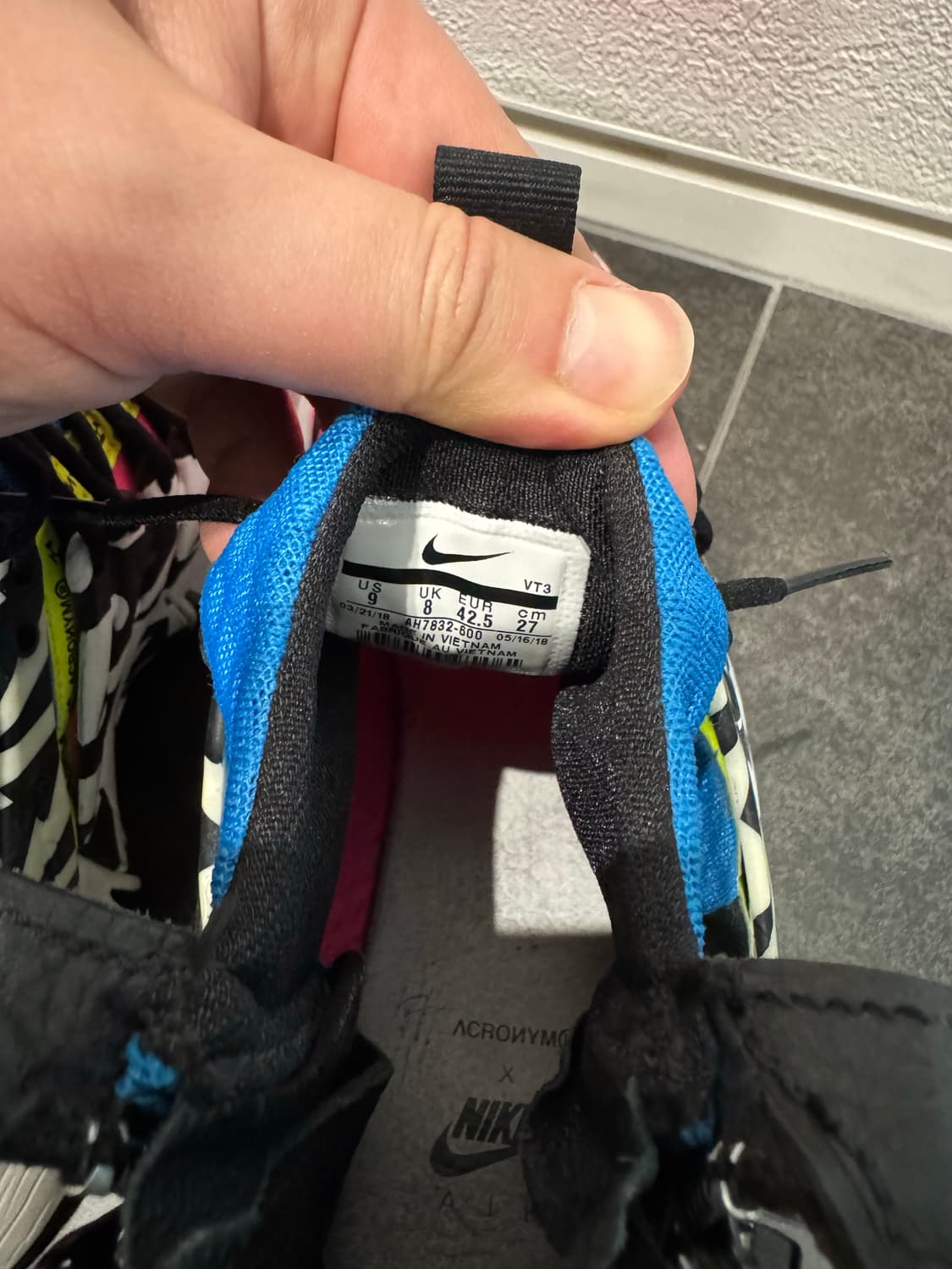 아크로님x나이키 270 상품이미지5