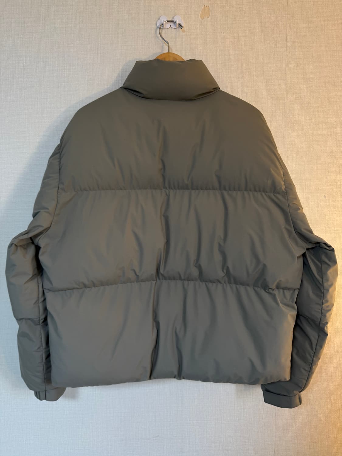 [M]무신사 스탠다드 숏패딩 점퍼 그레이 상품이미지2