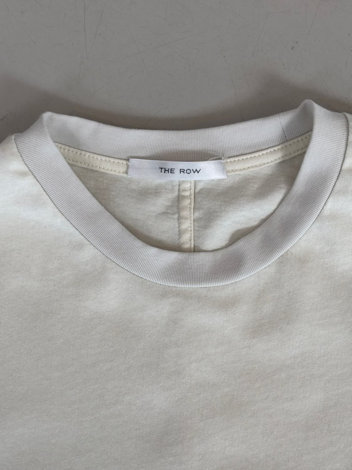 The Row Round T 상품이미지4