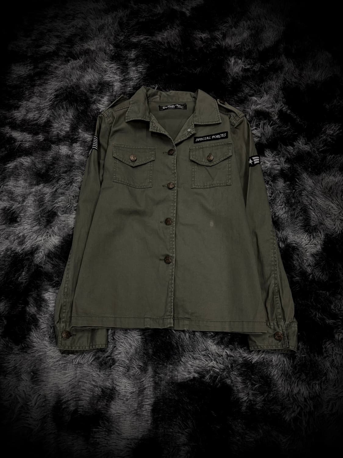 Dig Deep -black label- 날개 그래픽 밀리터리 셔츠 상품이미지2