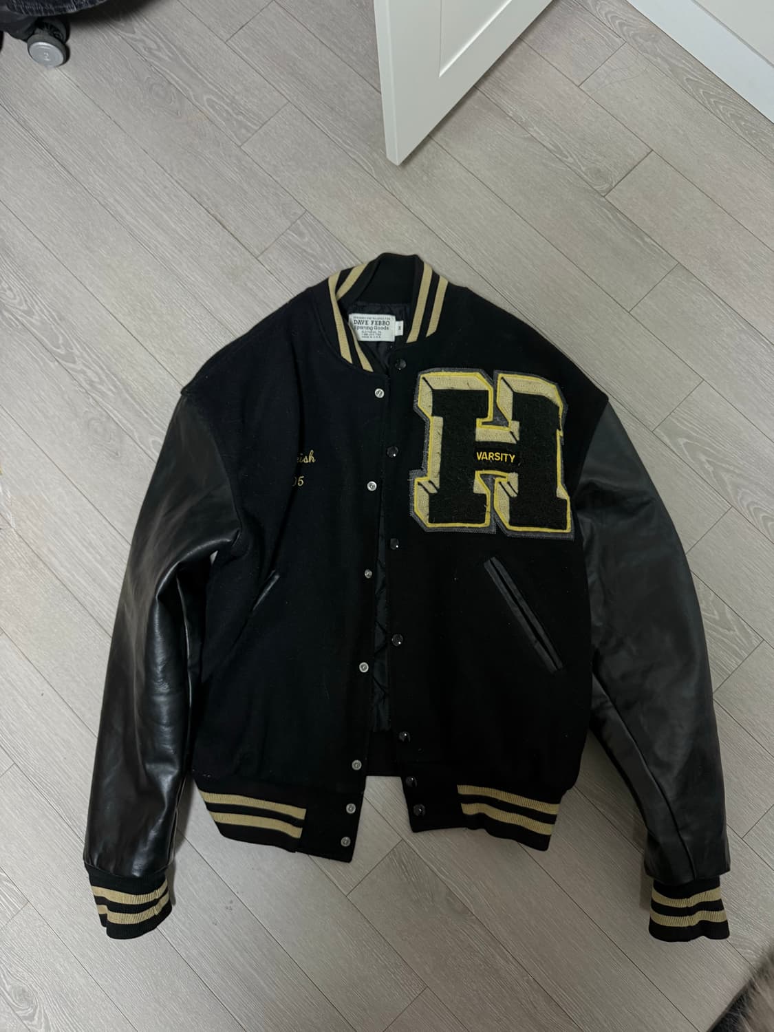 빈티지 H로고 바시티 상품이미지1