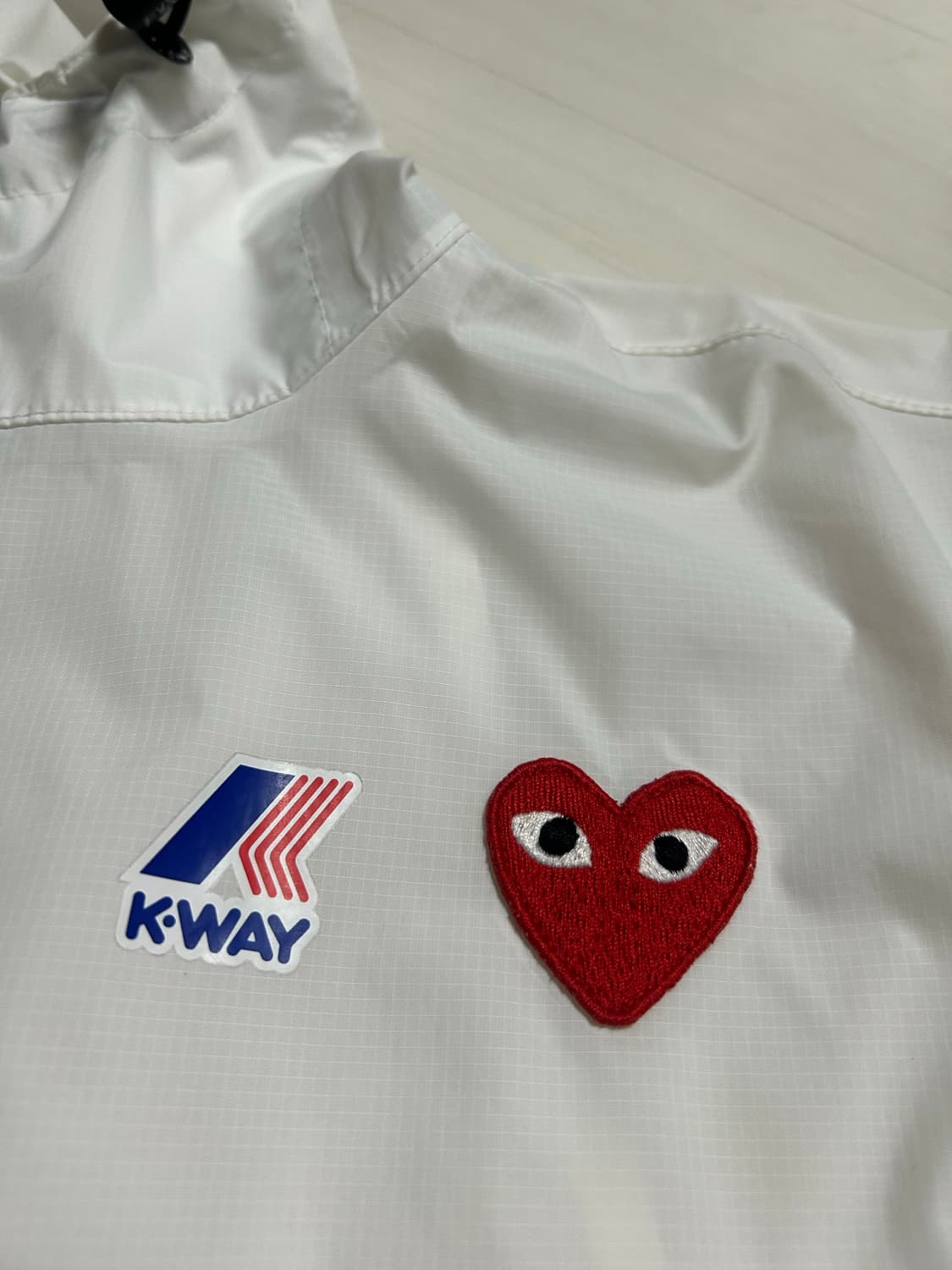 꼼데가르송 바람막이 상품이미지2