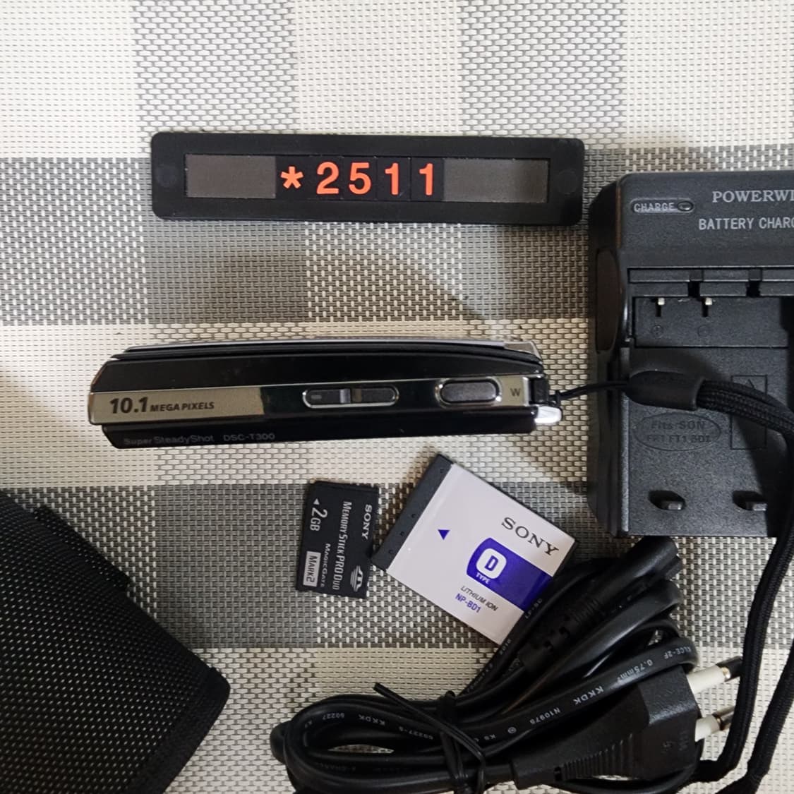 소니 사이버샷 DSC-T 300 디지털카메라 파우치포함 상품이미지3
