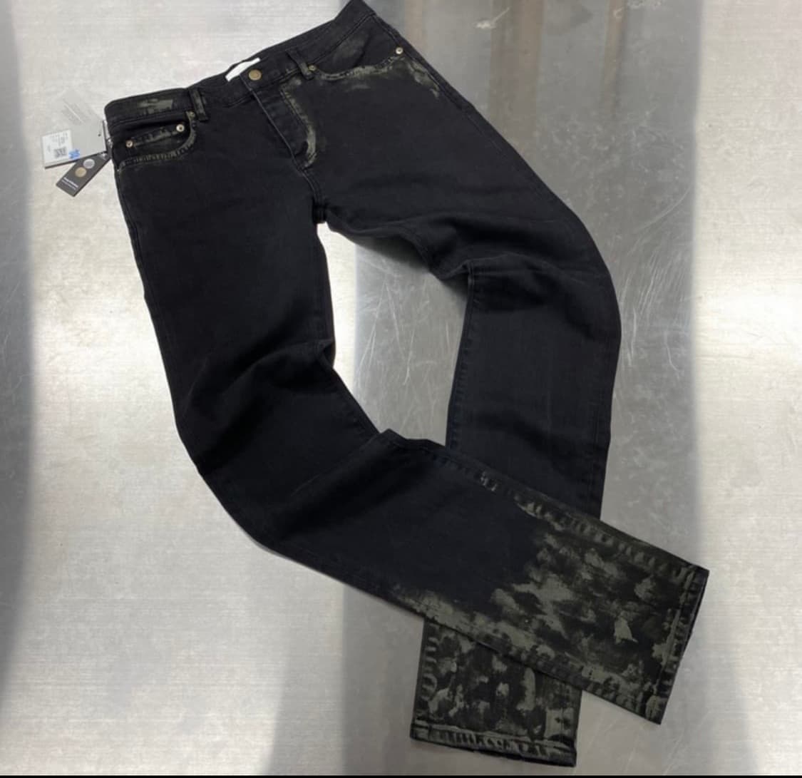 (새상품/2)언더마이카 SS23 스티키 머드 페인팅 슬림핏 블랙 진 머디 상품이미지1