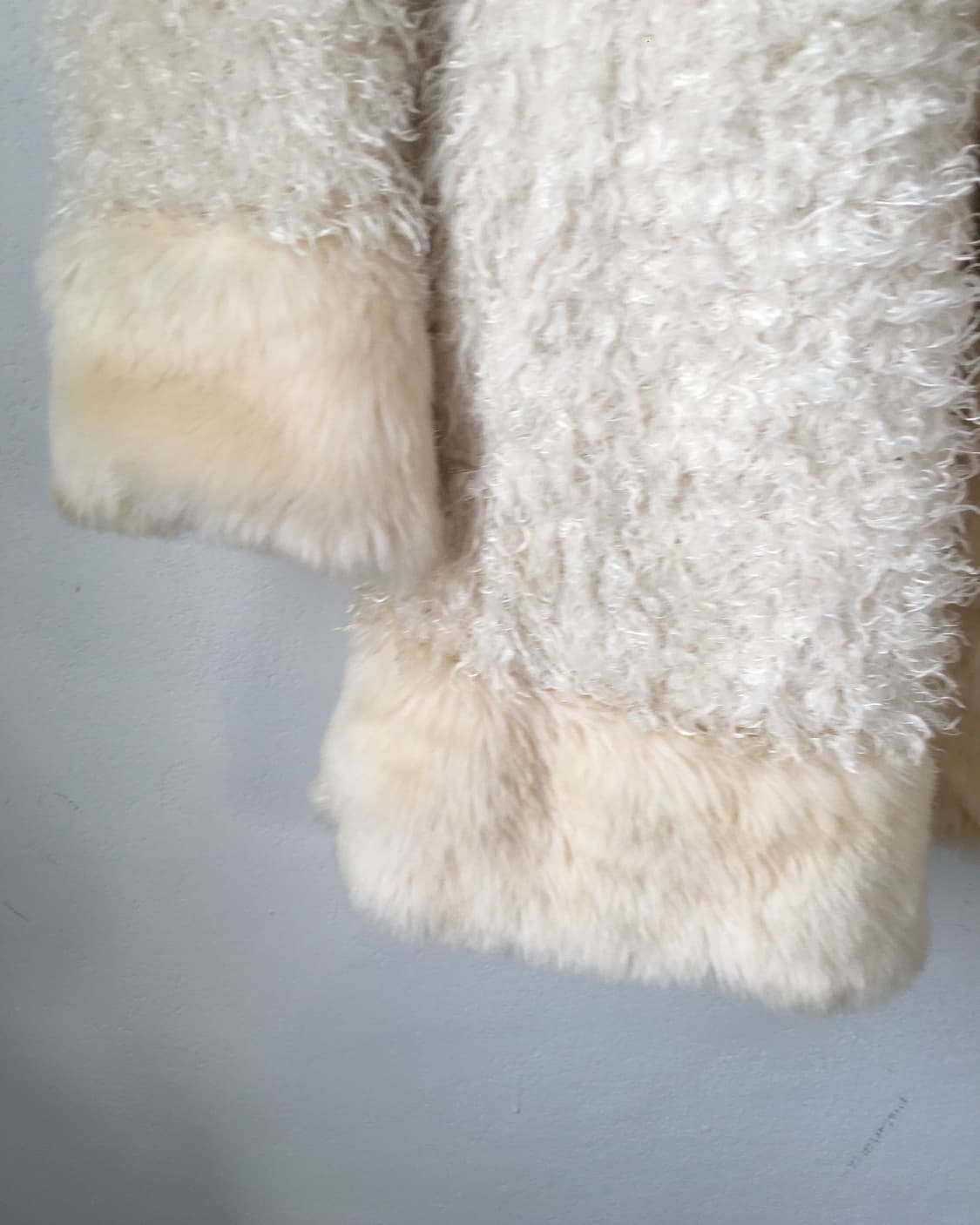 Cecil Mcbee button point hood coat 상품이미지3