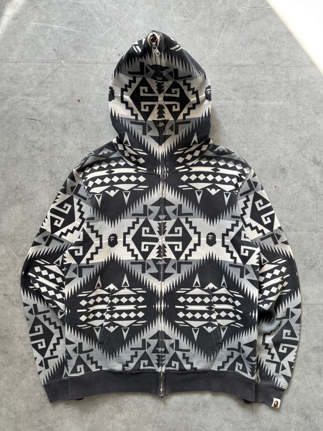 Bape 베이프 네이티브 패턴 풀집 후디 상품이미지1