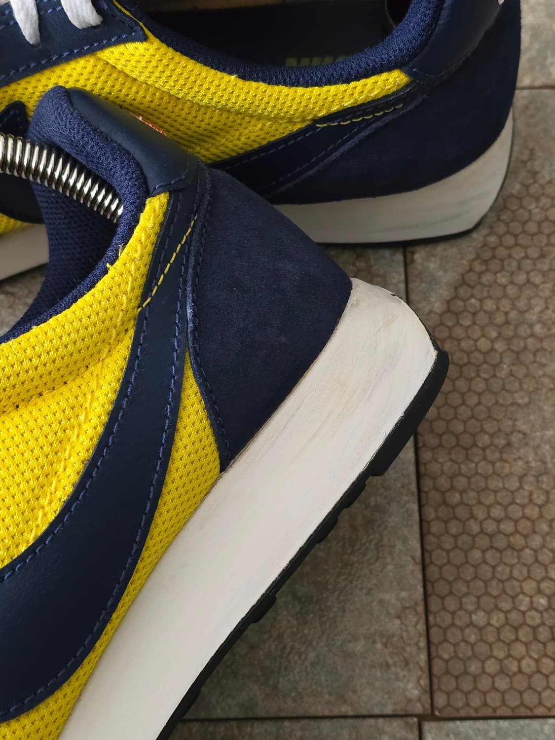 (265)나이키 에어 테일윈드 79 옐로우 네이비  상품이미지3