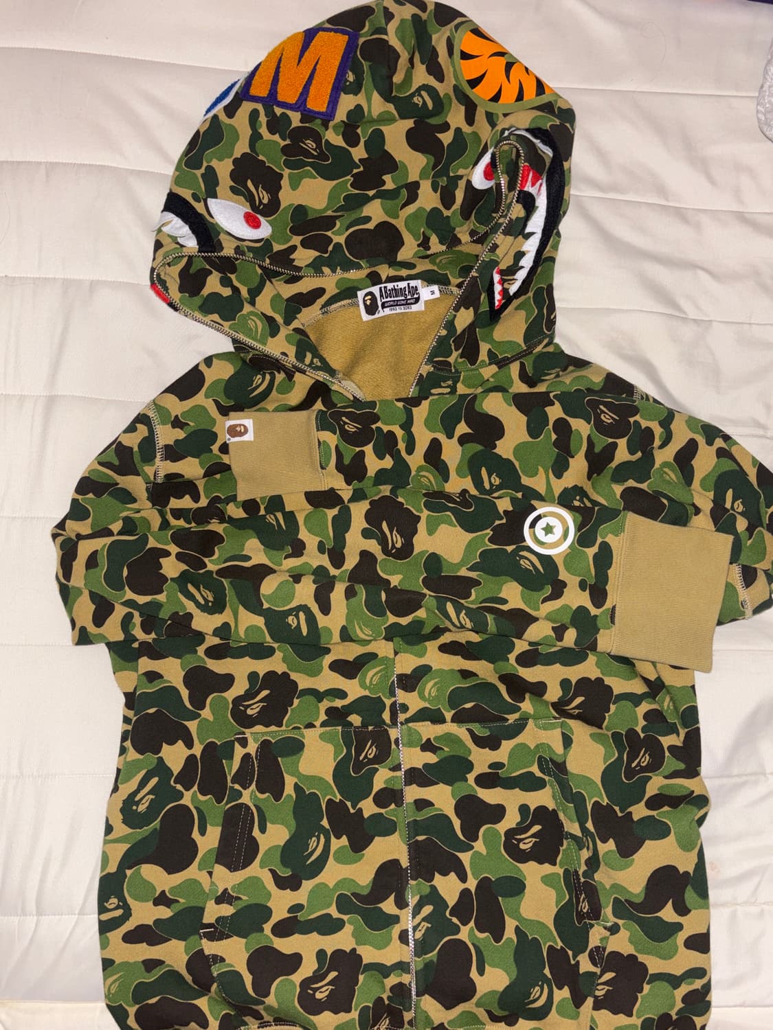 베이프 퍼스트 카모 자카드 샤크 풀 집 후드 그린 상품이미지3