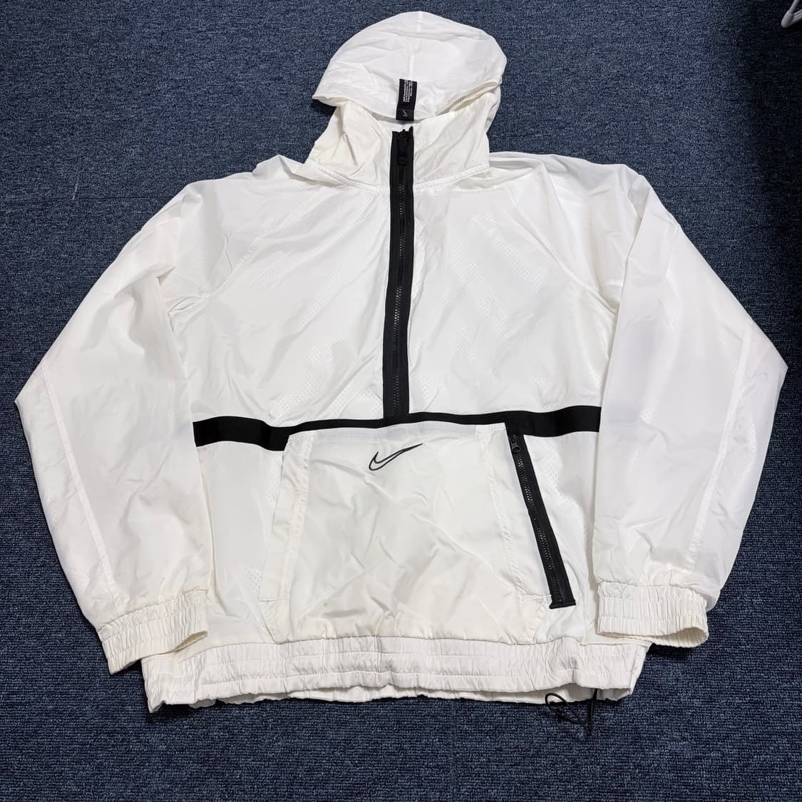 나이키 스우시 아노락 상품이미지1