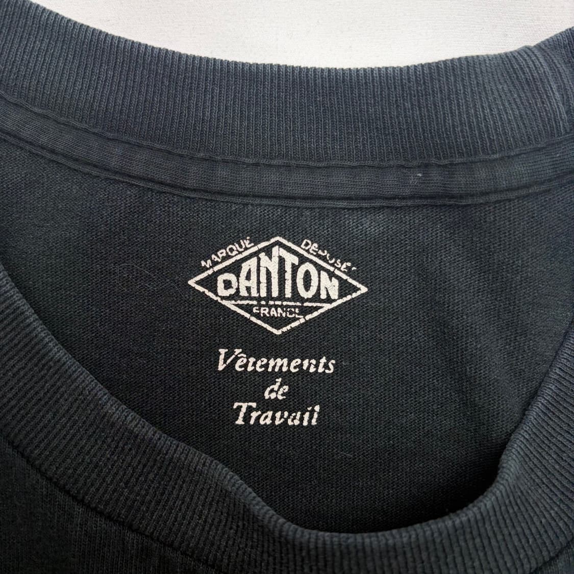 단톤 원 포켓 블랙 롱슬리브 L 상품이미지7