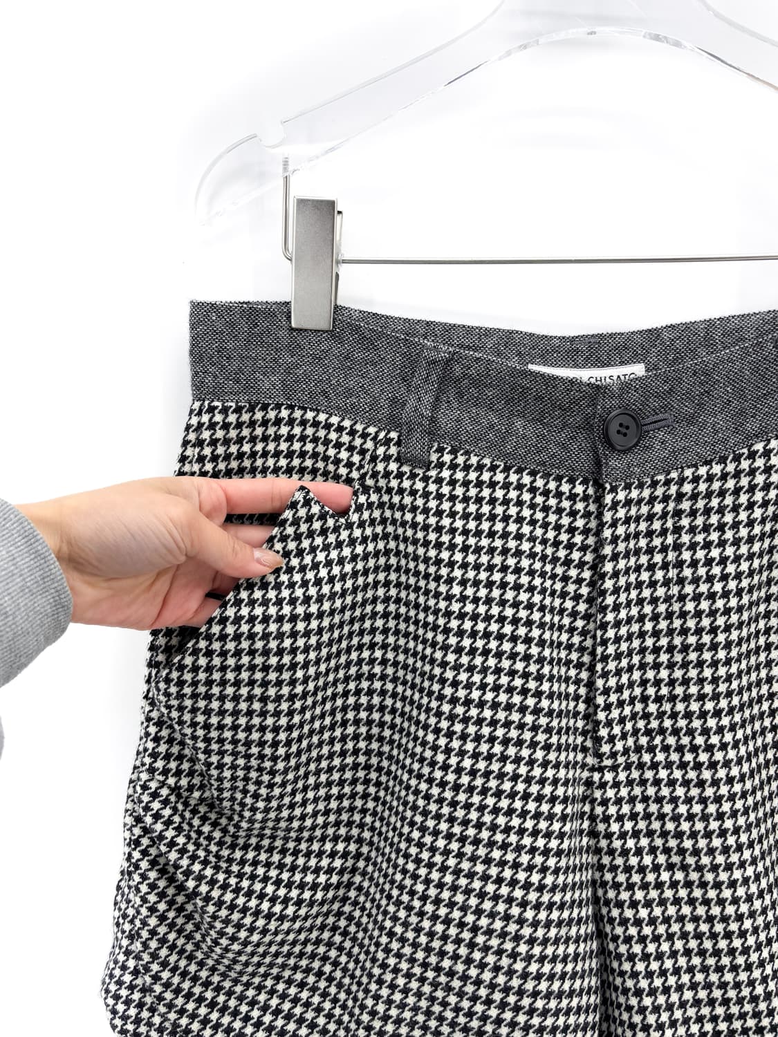 츠모리치사토 하운즈투스 울 쇼츠 상품이미지4