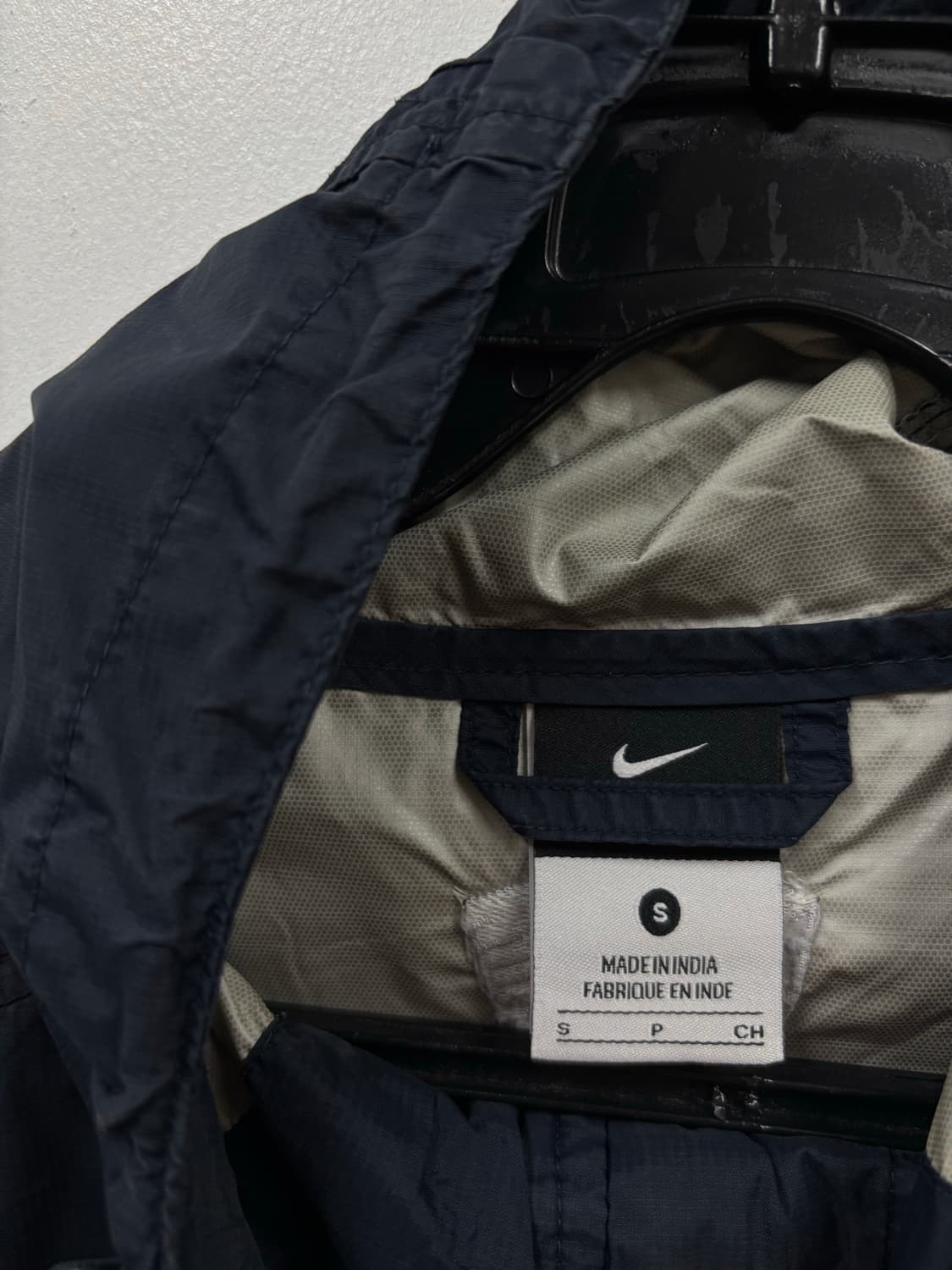 나이키 AVFC 후드 바람막이 상품이미지4