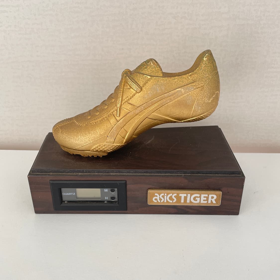 아식스타이거 디지털 탁상시계 상품이미지1