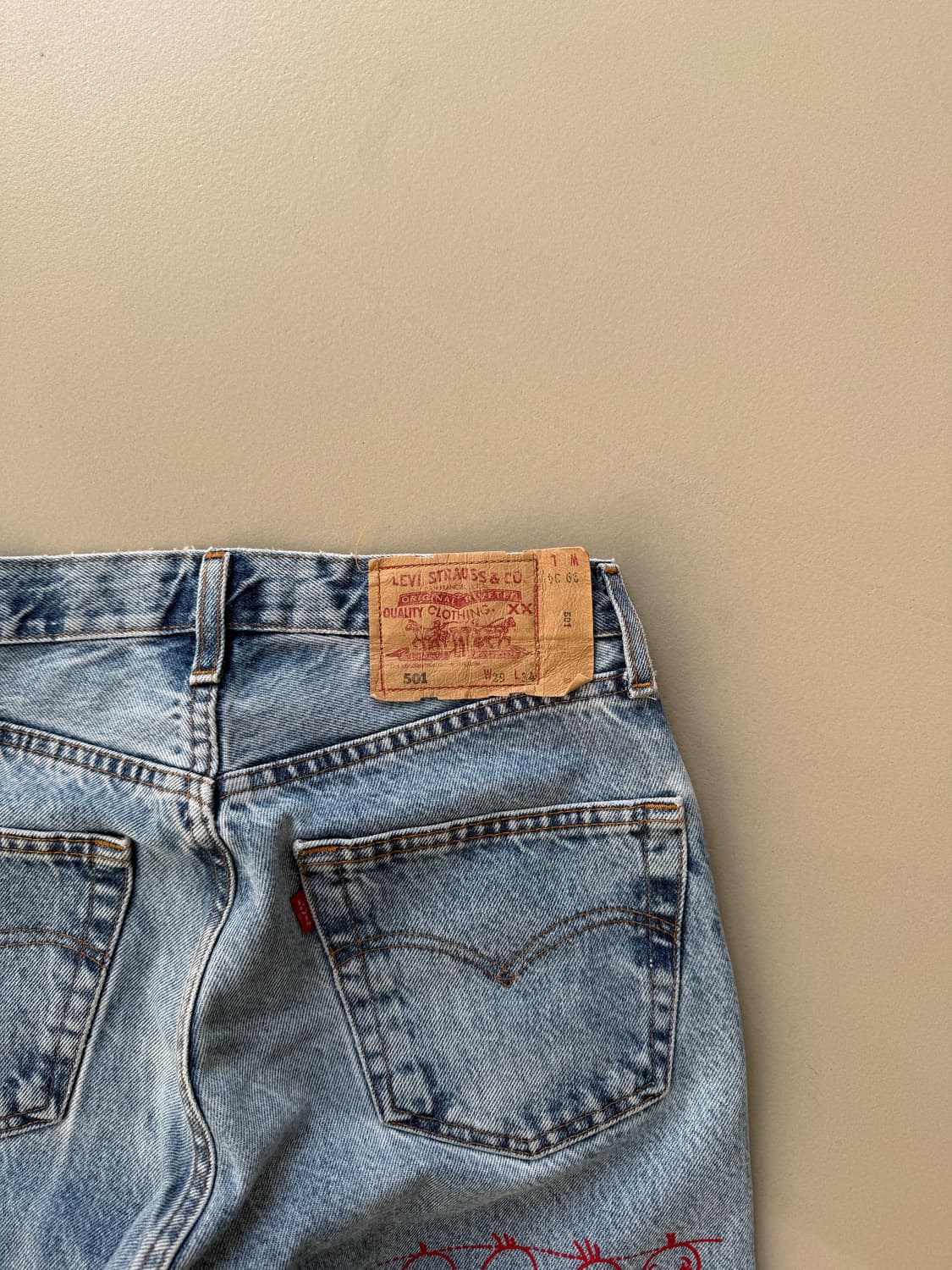 🇺🇸90s Levi’s 501 Looney Tunes 상품이미지2