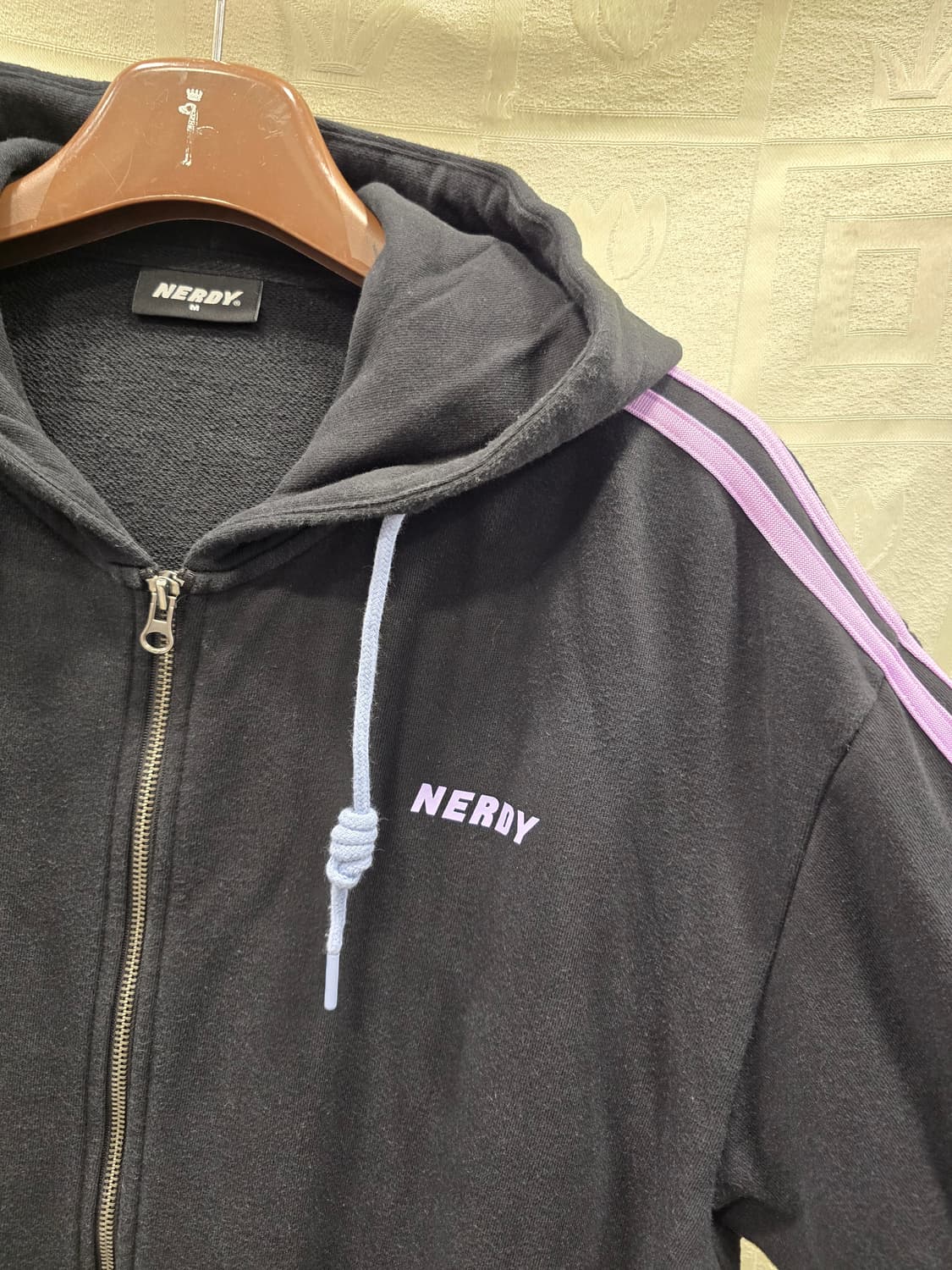 널디 기모 보라색 라인 블랙 후드집업 져지 트레이닝복 95 상품이미지3