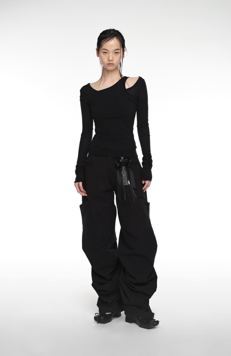 나체 핀턱 와이드 팬츠(UNISEX) 블랙 상품이미지1