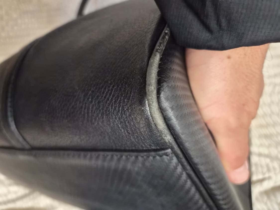 OS) TOD'S 토즈 x 페라리 보스턴백 팝니다 상품이미지8