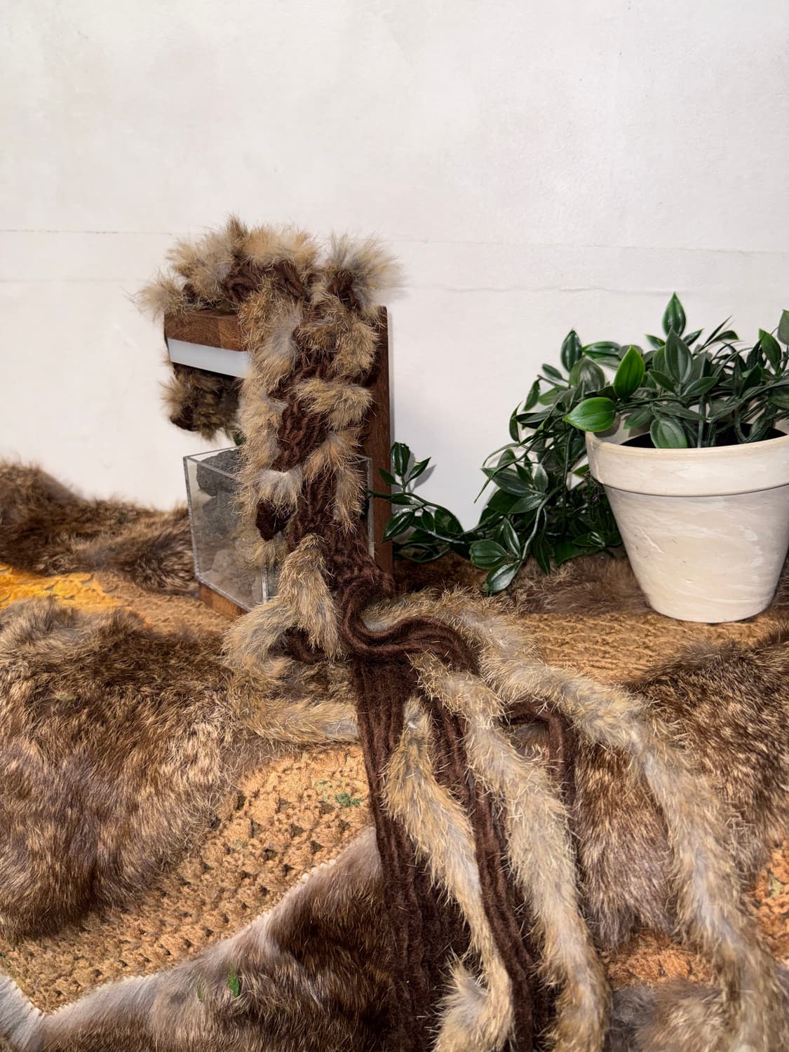 Brow rabbit fur trimming knit belt 상품이미지1