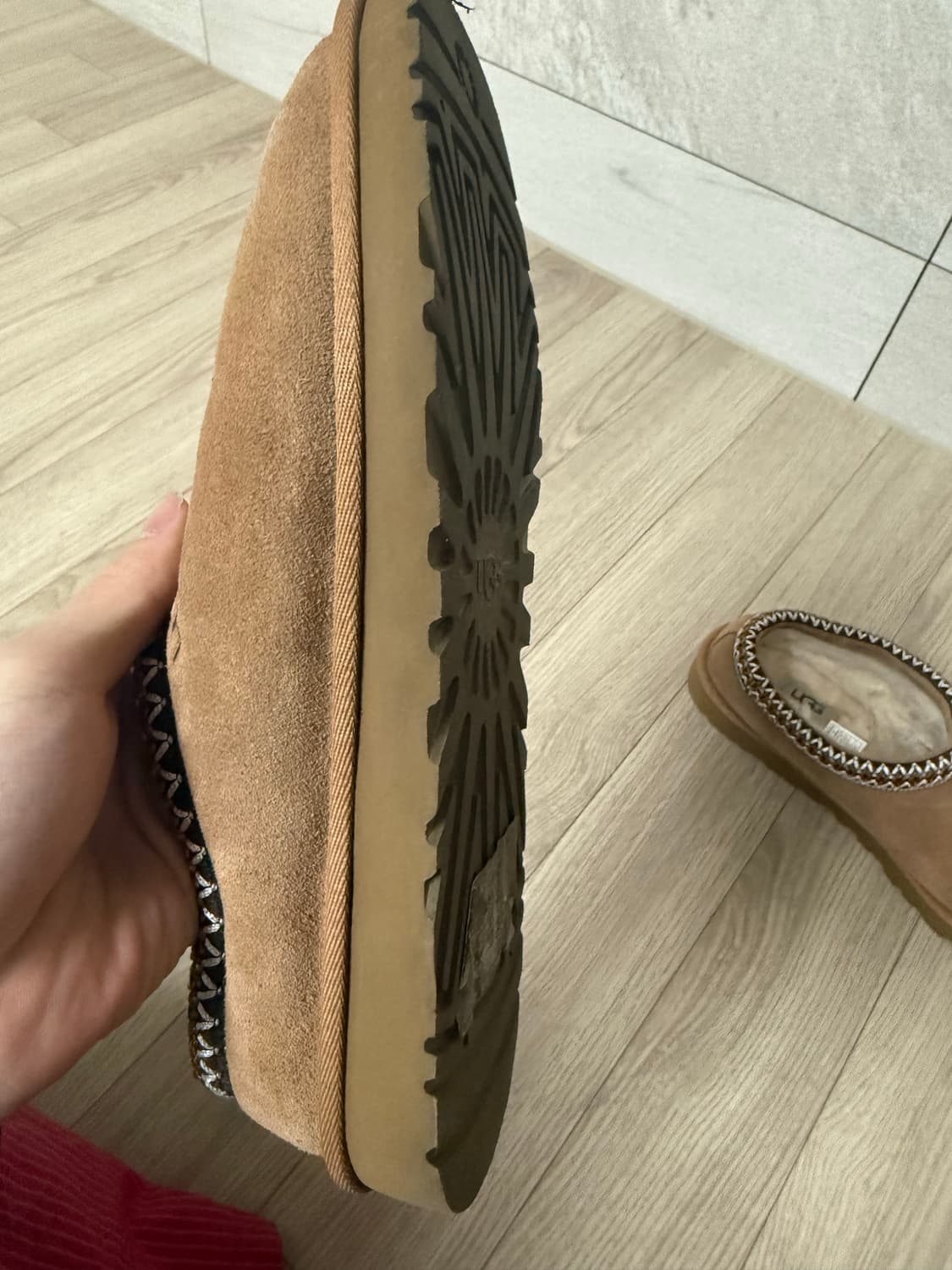 어그 타스만 280! 상품이미지7