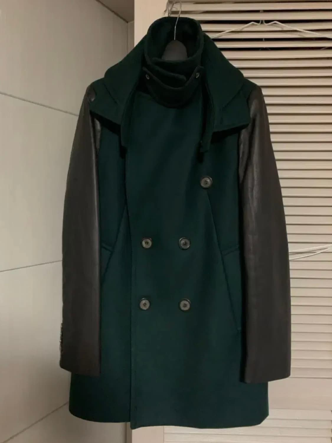 (미사용품) 솔리드옴므 팔가죽 더블코트 상품이미지9