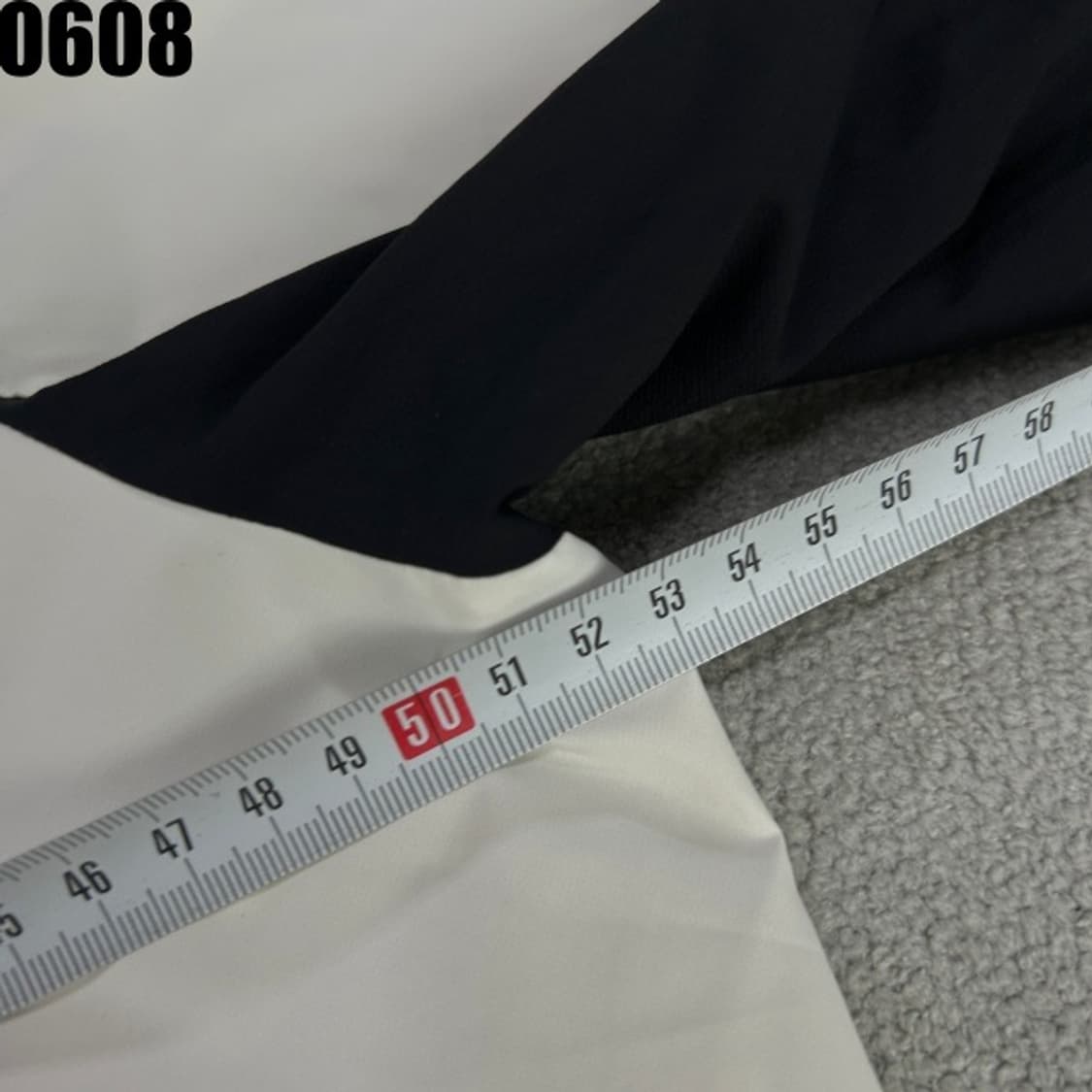 디스커버리 화이트 바람막이 자켓  상품이미지4