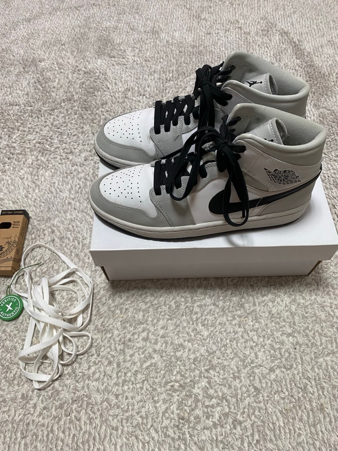 [W275] 나이키 에어조던1 미드 그레이포그 상품이미지1