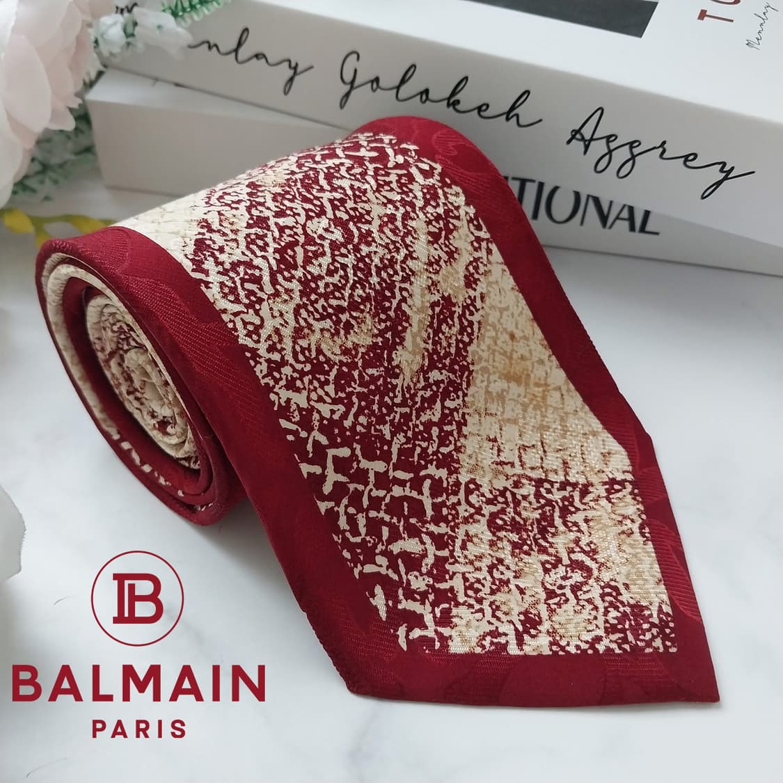 피에르 발망 레드&베이지 아트워크 넥타이 9.7cm A+등급 K1070
 상품이미지1