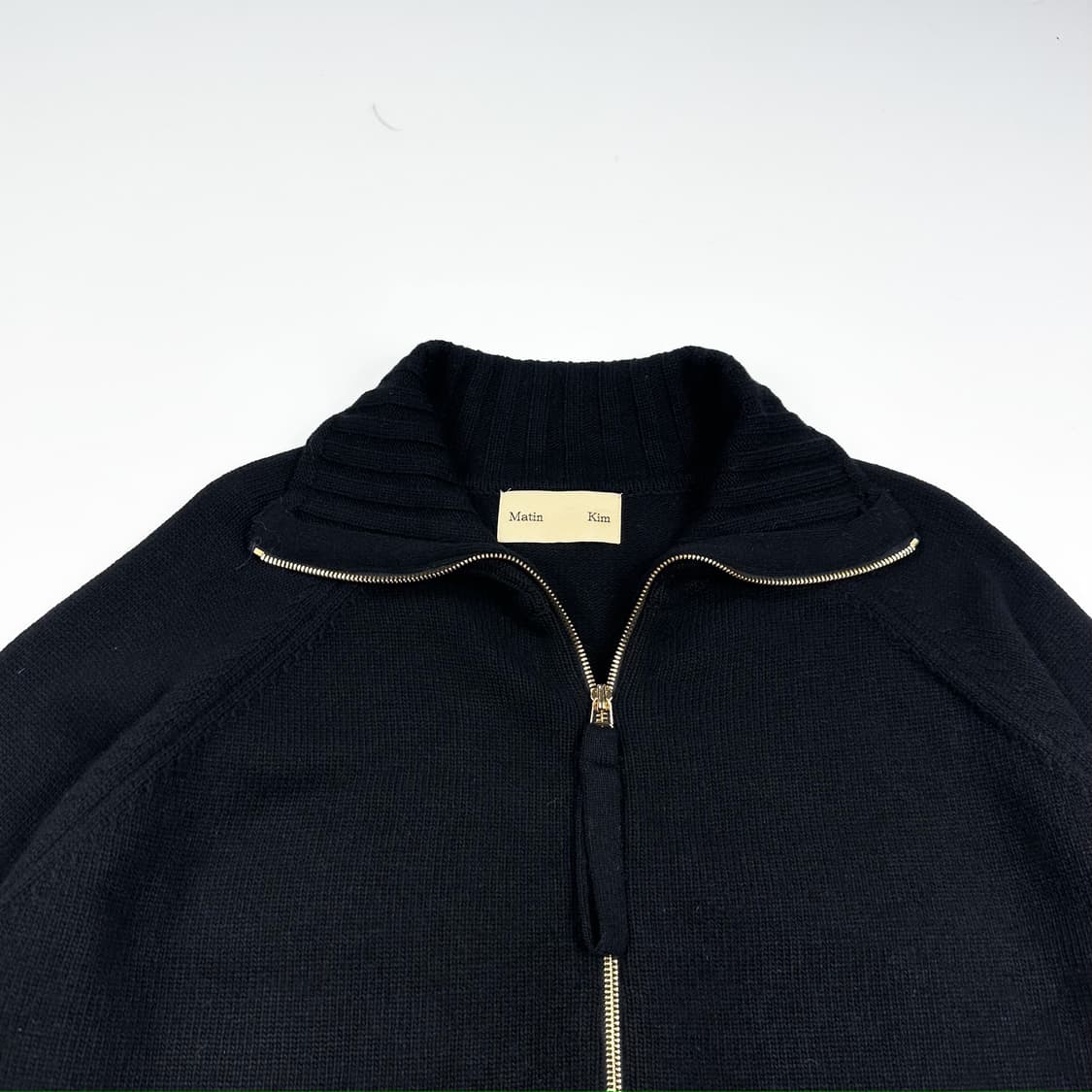 마뗑킴 백로고 미니멀 니트 집업 블랙 여성S 상품이미지2