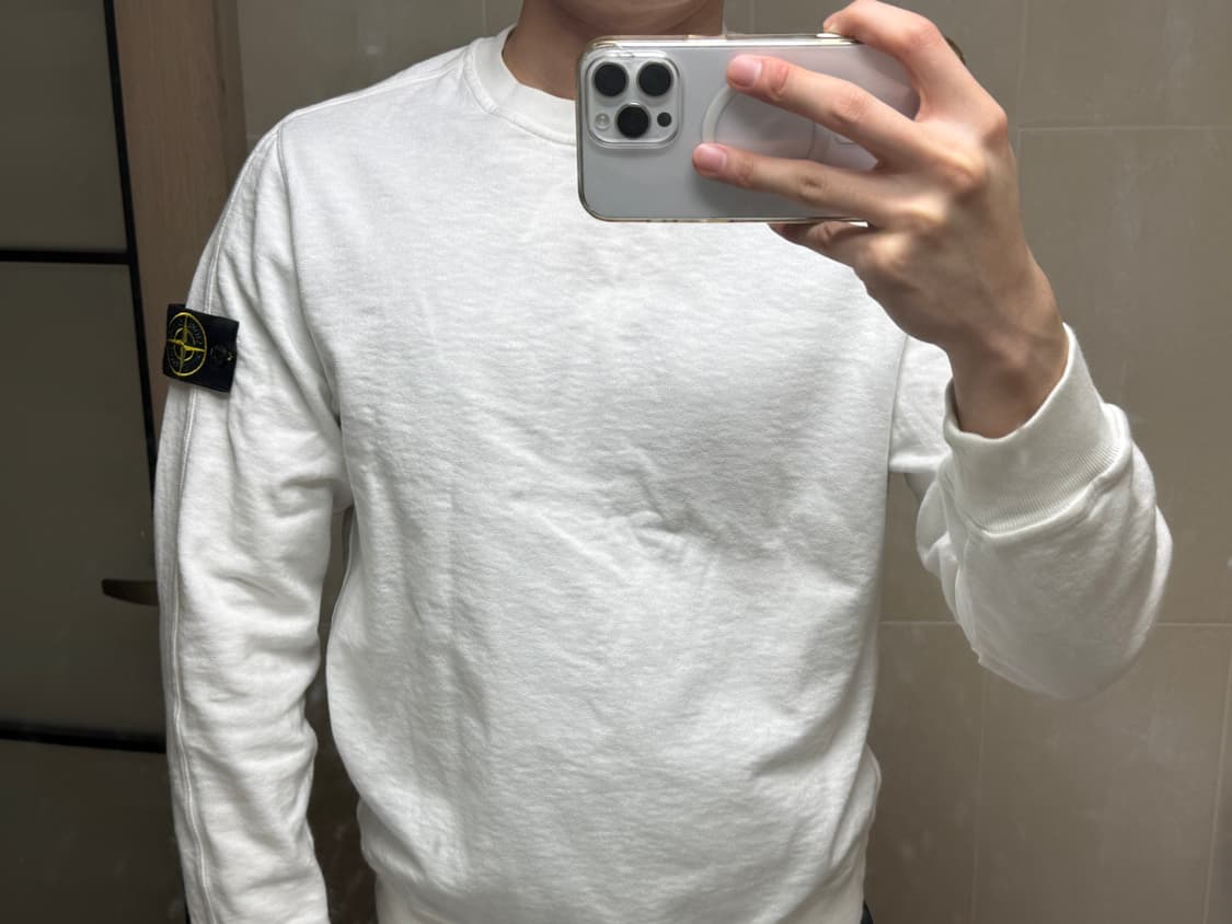 스톤아일랜드 맨투맨 상품이미지1