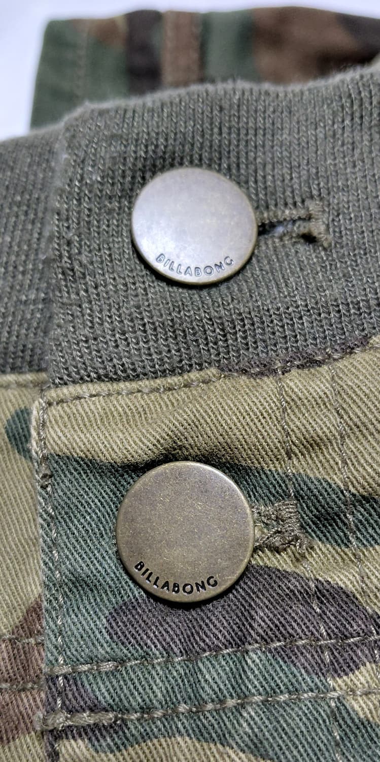 [L] 빌라봉(Billabong) 빈티지 카모 카고 미니 스커트 상품이미지4