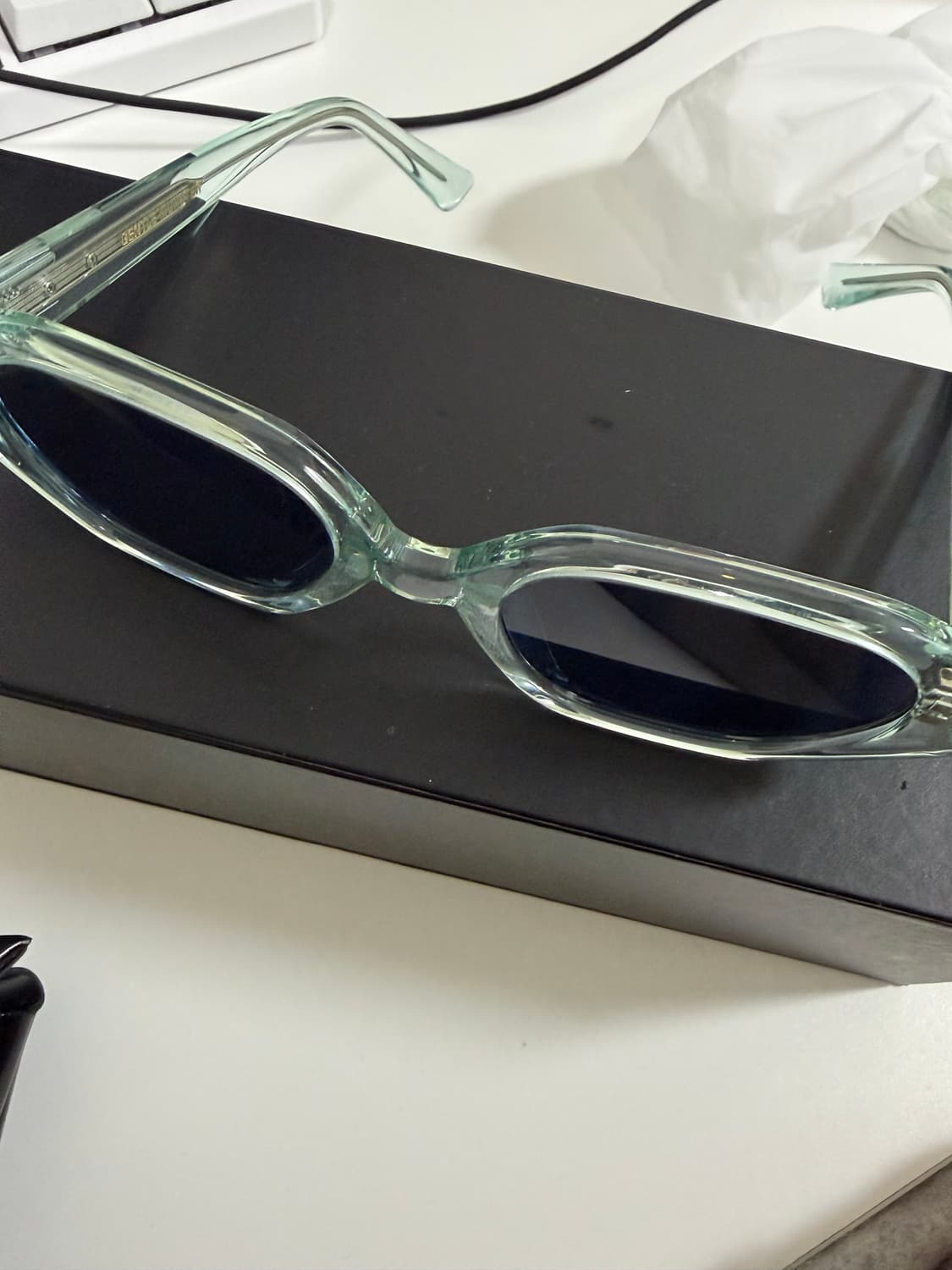 젠틀몬스터 코르시카 블루 색상 판매합니다 상품이미지3