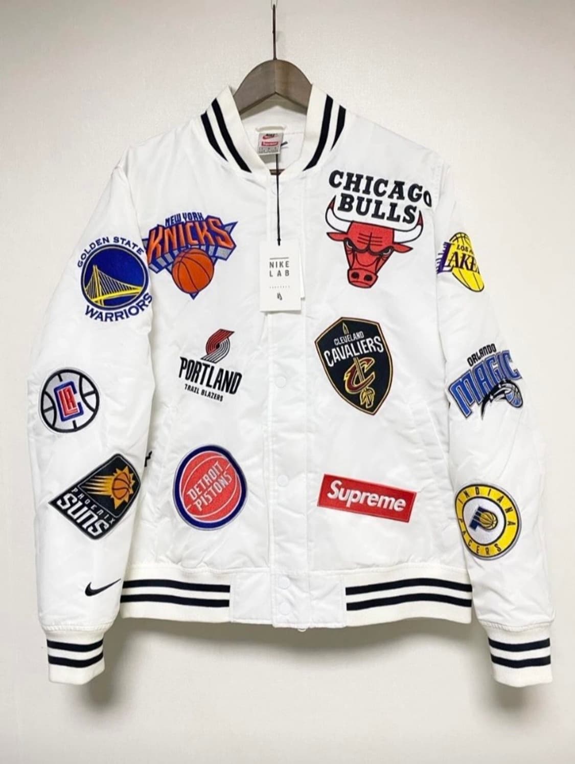 Supreme X NIKE NBA TEAM WARMUP JACKET 상품이미지1