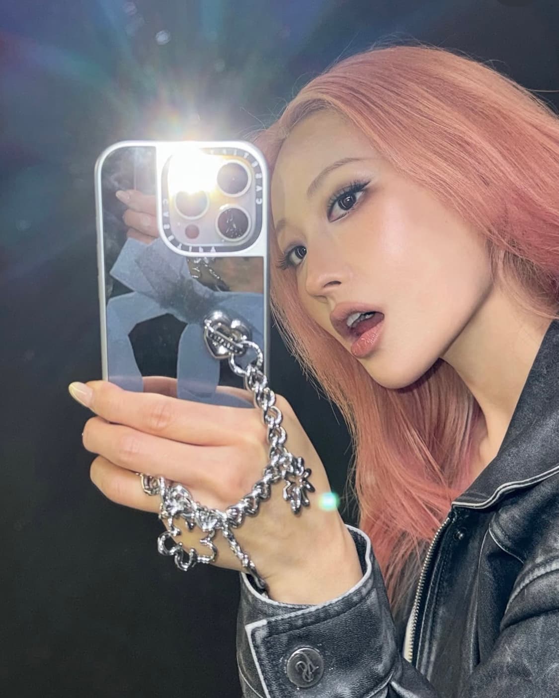 (15프로맥스) 이사배 착용 케이스티파이 폰케이스+키체인참 상품이미지8