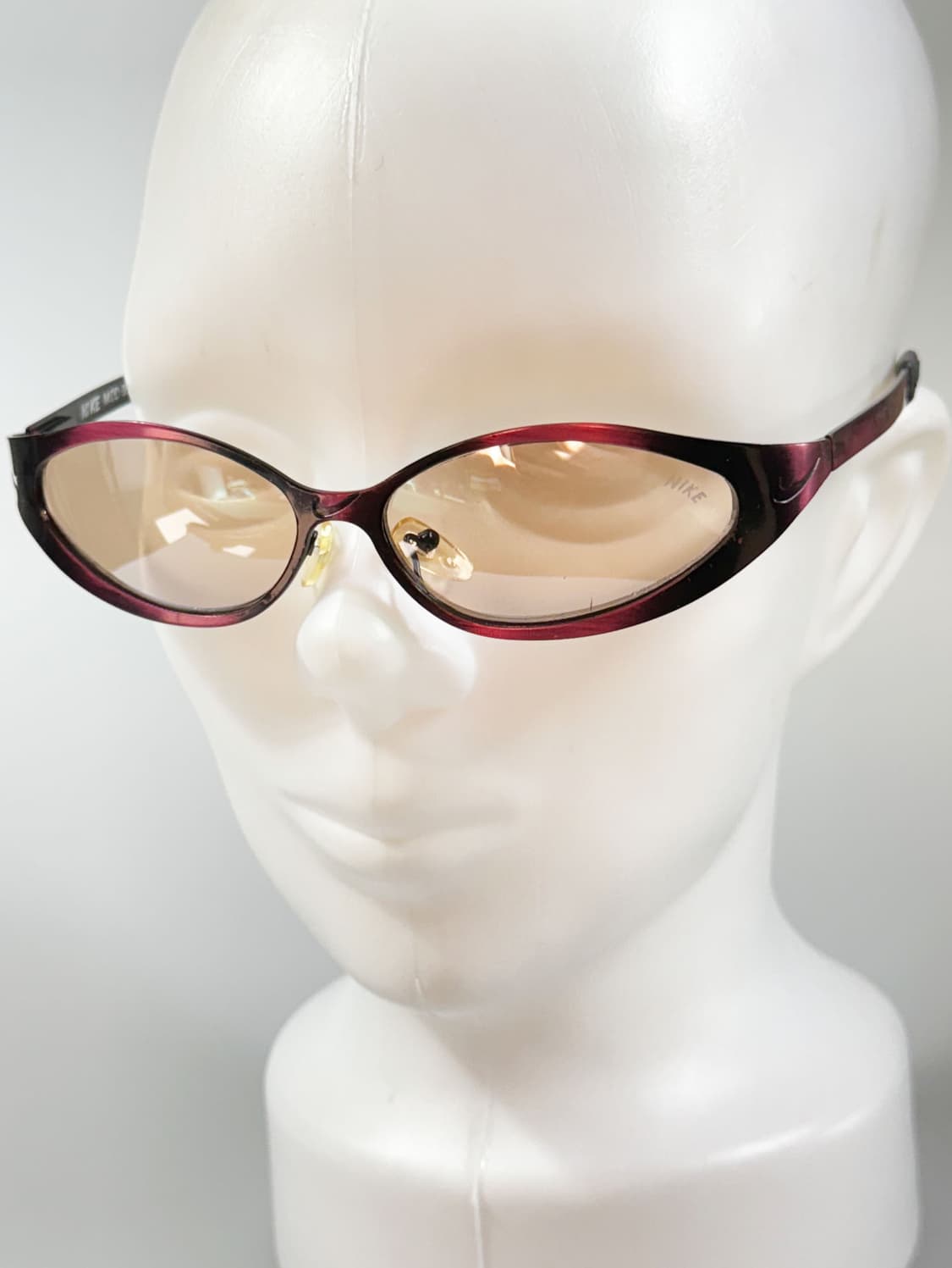 나이키 메탈릭 오벌 프레임 틴트 빈티지 선글라스 상품이미지8