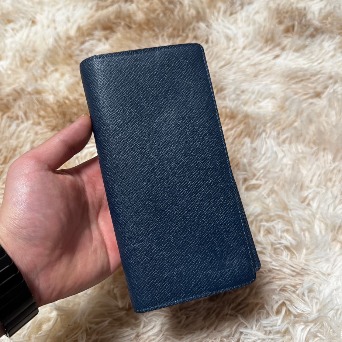 [정품 / 새상품급] 루이비통 타이가 장지갑 블루 상품이미지1