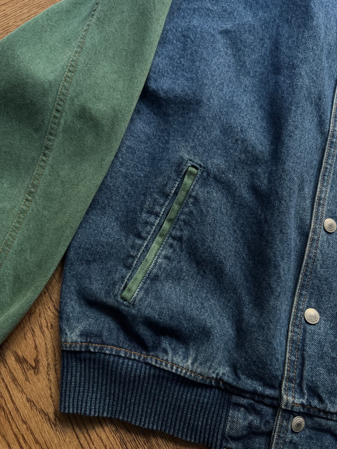 [M]USA 빈티지 MINT A BURST 데님 바시티 자켓 상품이미지4