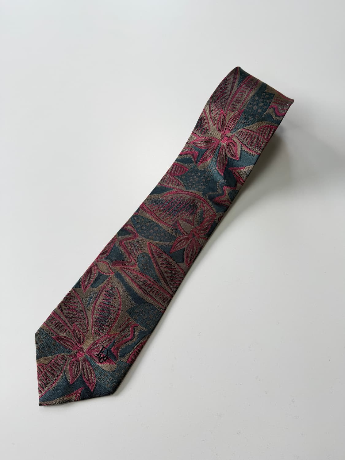 디올(Dior) 명품 실크 넥타이 9cm 상품이미지1