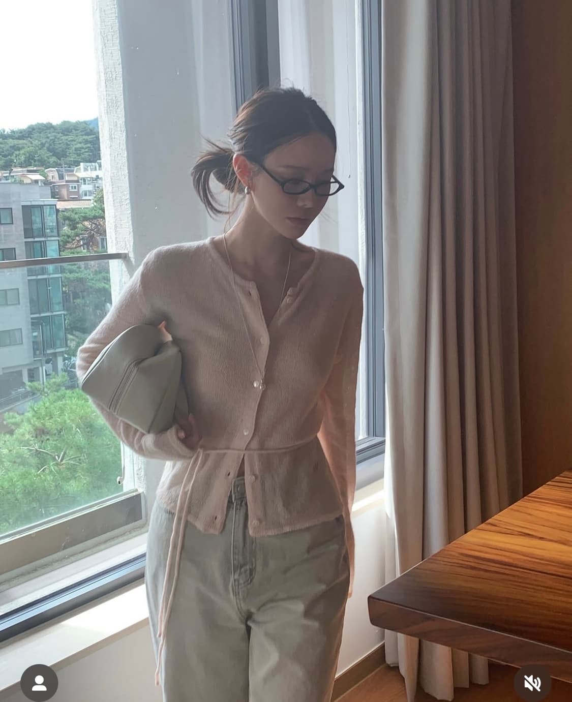 ods  MONE TIE CARDIGAN (IVORY) 상품이미지1