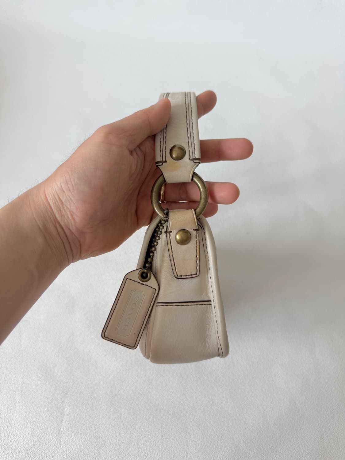 코치(COACH) 레더 코치 숄더백 상품이미지5