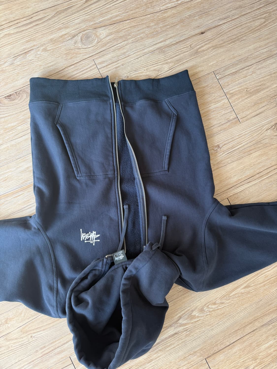 스투시 후드집업 L 팝니다 상품이미지1