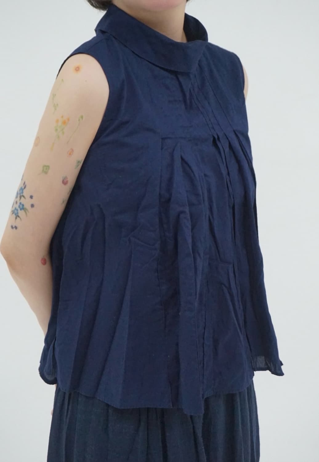 MARNI × UNIQLO Pleated Sleeveless Blouse 상품이미지2