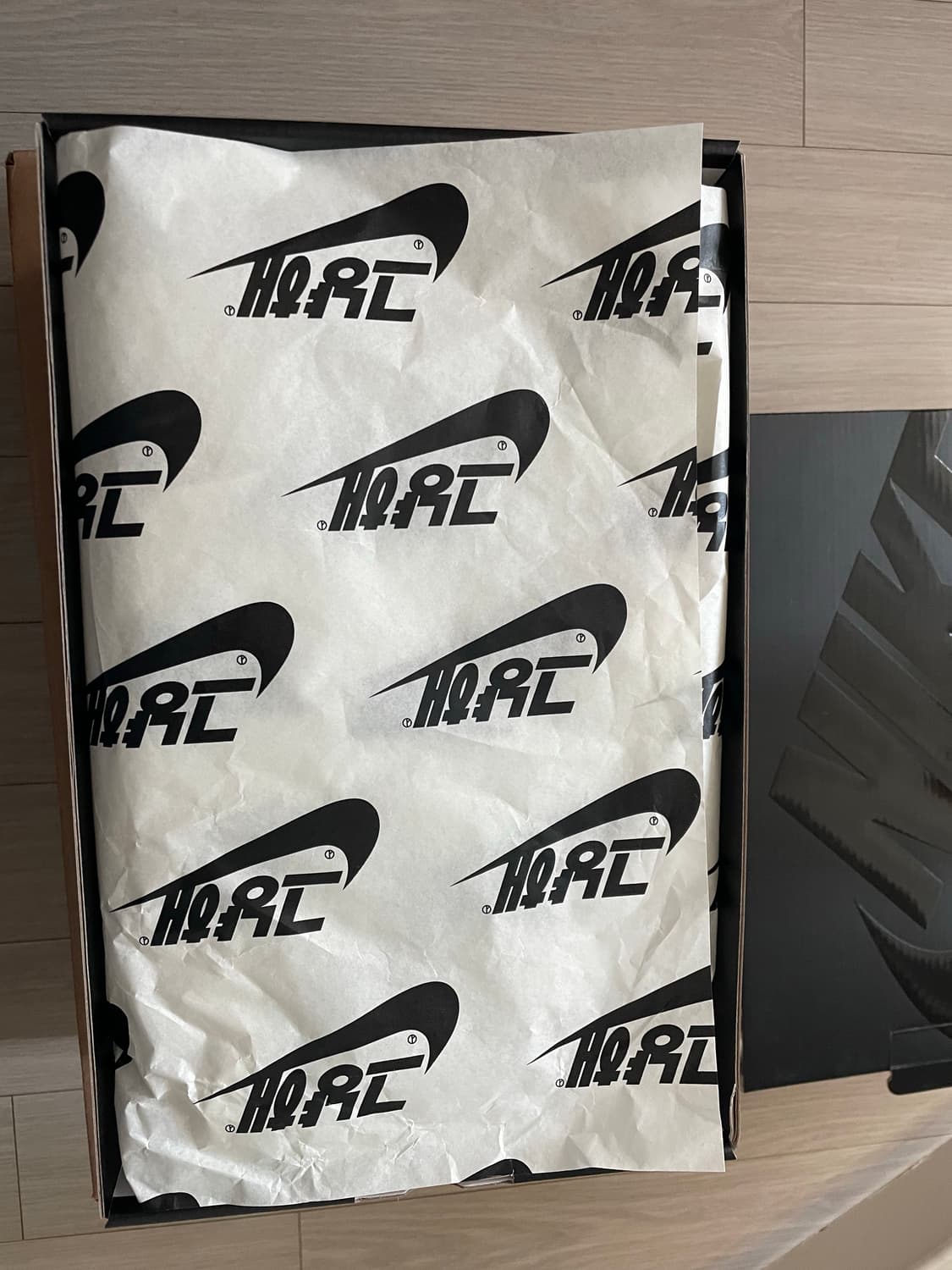 나이키 x 피스마이너스원 에어포스 1 로우 파라노이즈 상품이미지6